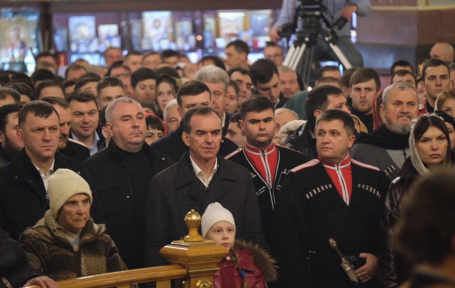 Кондратьев поздравил жителей Кубани с Рождеством