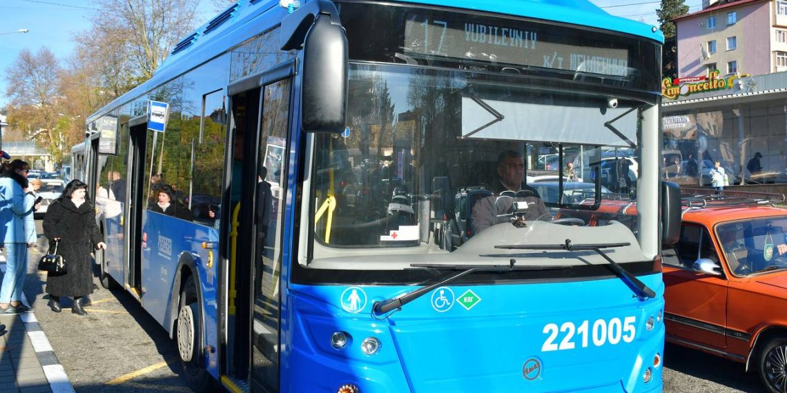 За два года Сочи получит 51 новый автобус