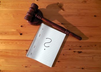 В Сочи инженера судили за то, что девятилетний мальчик упал в люк