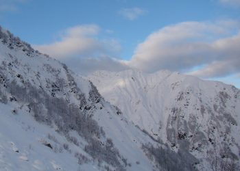 В Сочи спасли двух замерзших туристов