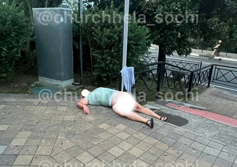 В Сочи изнасиловали заснувшего туриста