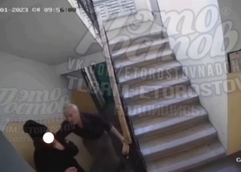 В Ростове пенсионер напал на 10-летнюю соседку и пытался затащить к себе в квартиру