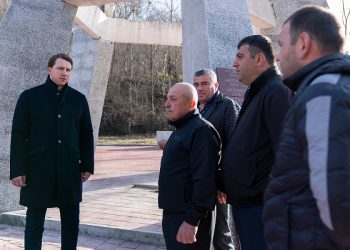 Копайгородский проверил ход ремонта памятников военной истории