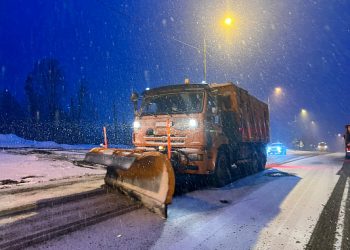 В горах Сочи всю ночь расчищали дороги