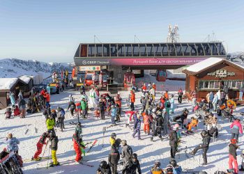 На каникулах в Сочи отдохнули более 200 тысяч человек