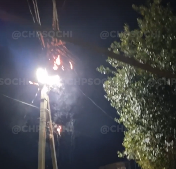 Стало известно, когда восстановят электроснабжение на улице Учительской в Сочи