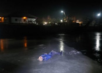 На Кубани 13-летний мальчик упал под лед и утонул