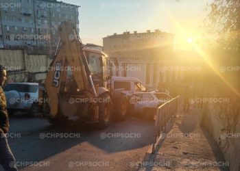 В Сочи из-за массовой аварии на улице Тимирязева возникла огромная пробка