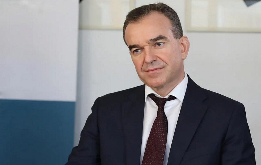 Кондратьев поблагодарил сотрудников оперативных служб за работу в новогодние праздники