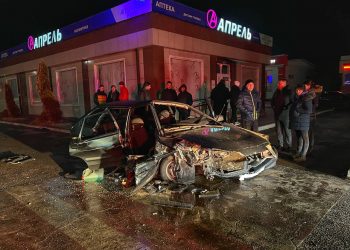 На Кубани столкнулись две «Лады»: пострадали два человека