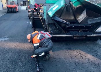 В Сочи  ремонтируют улицу Ромашек