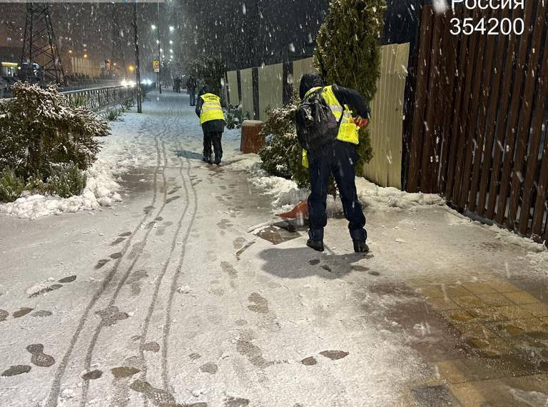 В одном из поселков Сочи из-за непогоды пропало электричество