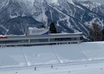 Большая часть горнолыжных трасс открылась в понедельник 27 февраля в Сочи после непогоды