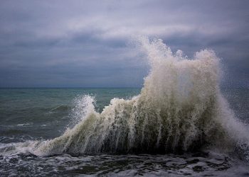 В Сочи ожидается мокрый снег и ветер до 24 м/с