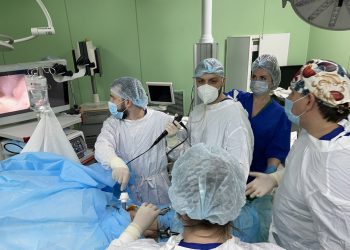 Использовали последний шанс: на Кубани впервые проведена сложнейшая операция по удалению камней из желчных протоков