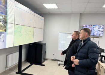 Почти 700 человек очищают Краснодар от снега