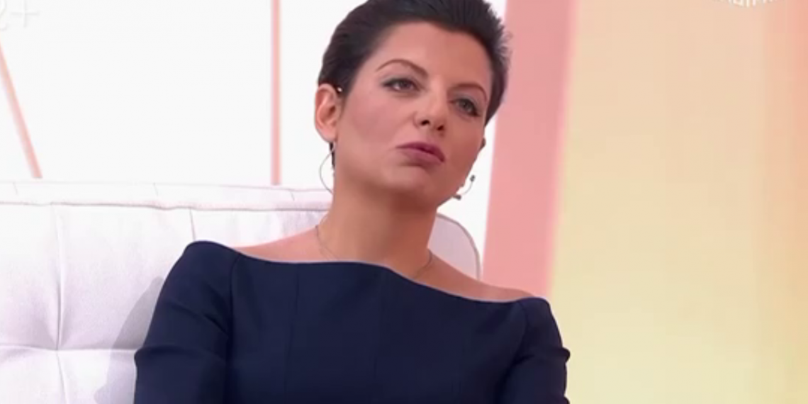 «Штамп в паспорте — это такая ерунда»: Симоньян рассказала об отношении к браку с Кеосаяном