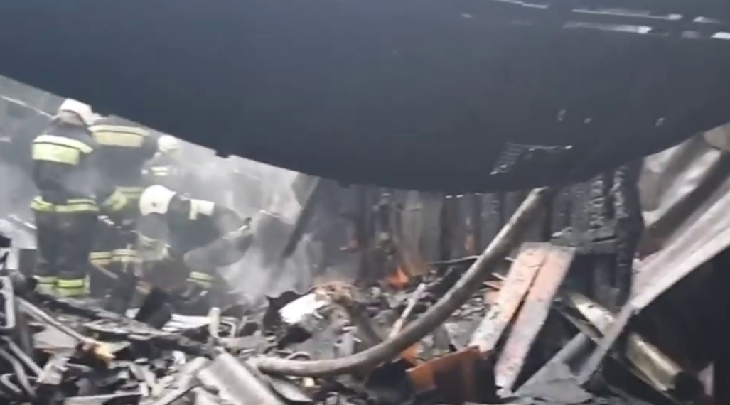 В Сочи на пепелище спасатели МЧС наткнулись на труп 70-летнего мужчины