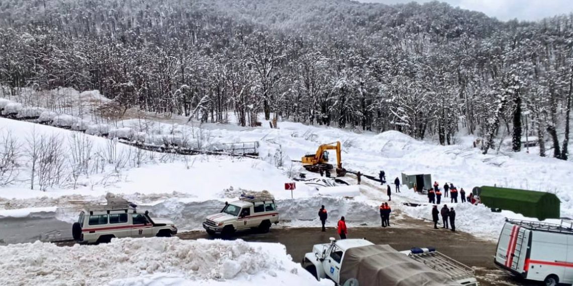 В Сочи прибыли Кондратьев и глава МЧС России