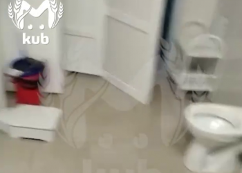 В ГКБ Геленджика родственники пациента санитарный пропускник приняли за туалет