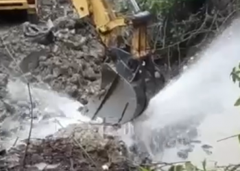 В Сочи из-за оползня 20 февраля оказался поврежден крупный водовод в Лазаревском районе