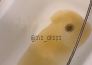 Праздник к нам приходит: жители Анапы пожаловались на кока-колу из-под крана