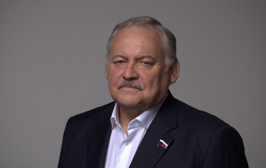 Константин Затулин занялся проблемой разрушенной дороги в дачном товариществе «Нева»