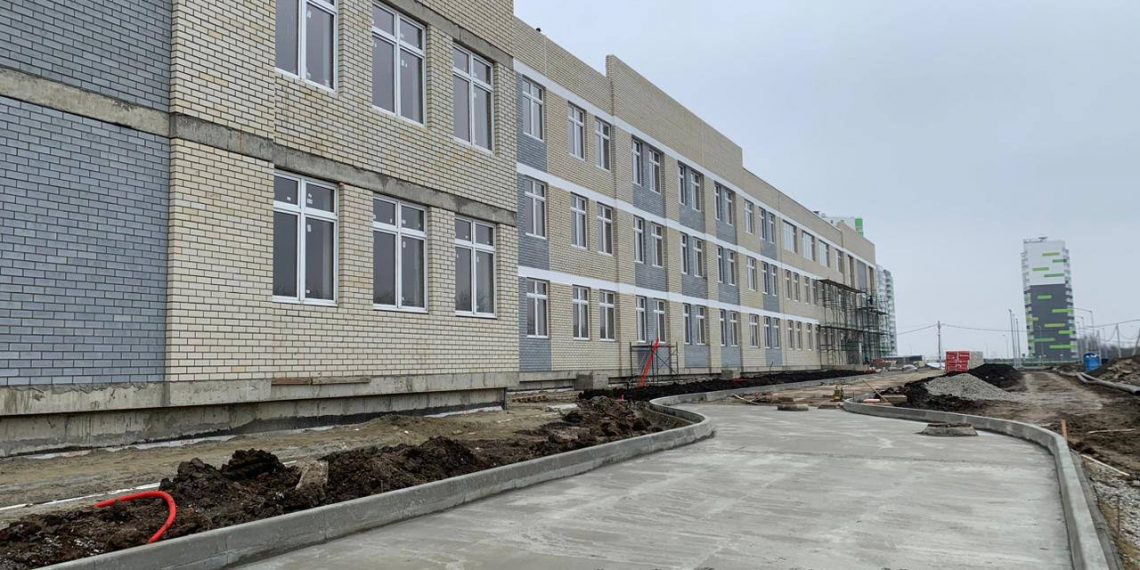 В Краснодаре на 76% построили школу на 1550 мест