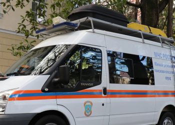 В Сочи спасли туриста, упавшего с четырехметровой стены