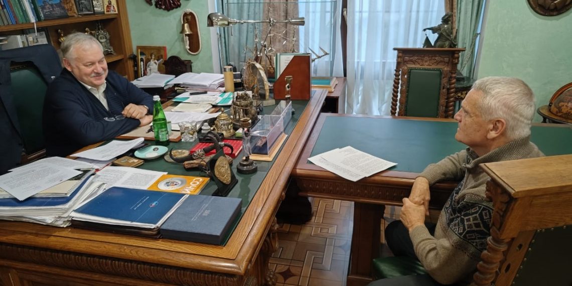 Константин Затулин обсудил с сочинцами проблемы ареста земель и добычи гравия в русле Шахе
