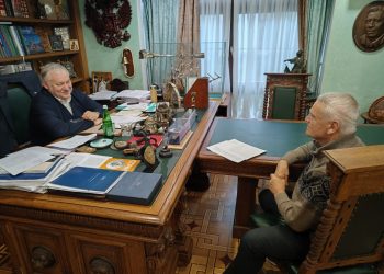 Константин Затулин обсудил с сочинцами проблемы ареста земель и добычи гравия в русле Шахе