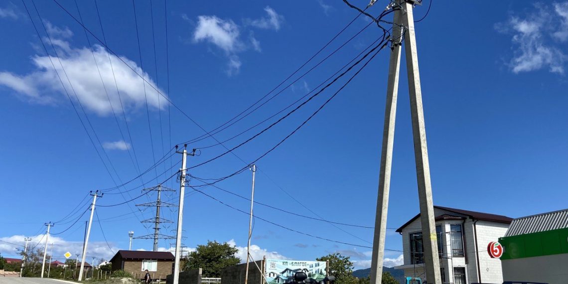 Сочинский филиал «Россети Кубань» принял на обслуживание 400 бесхозяйных энергообъектов