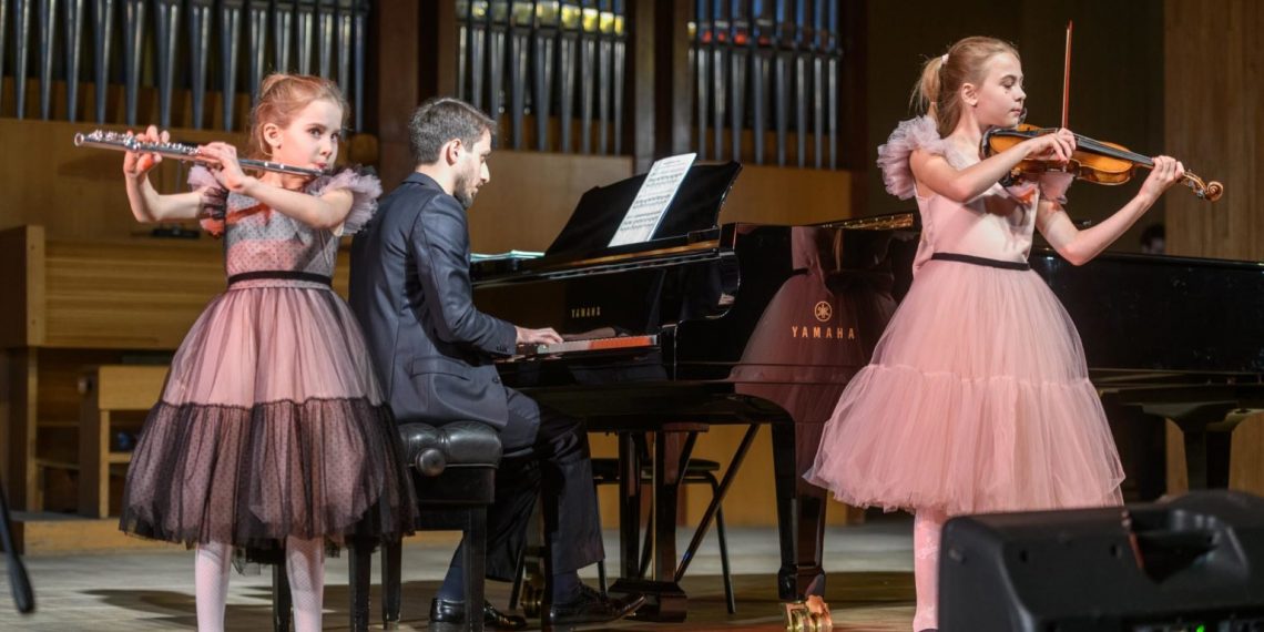 В Сочи прошел концерт в поддержку одаренных детей-музыкантов