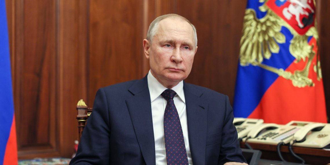 Путин присвоил кубанской бригаде звание гвардейской