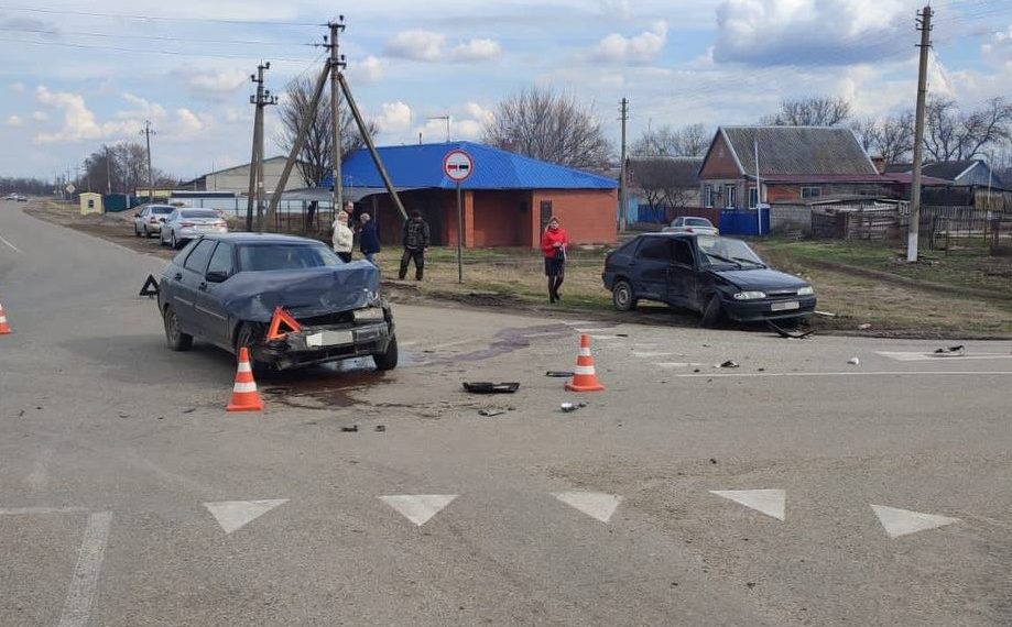 В ДТП на Кубани пострадал 15-летний подросток