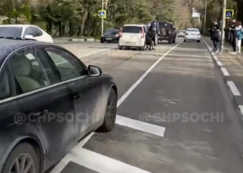 В Сочи в ДТП пострадала водитель легковушки