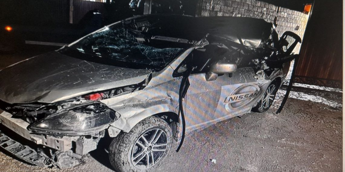 В Новороссийске водитель без прав врезался в прицеп и попал в больницу