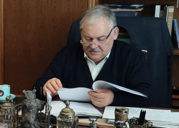 Константин Затулин помог сочинцу получить компенсацию за аварийное жилье