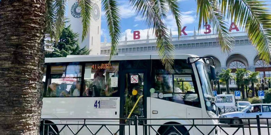 В Сочи с 1 по 8 апреля поэтапно изменят стоимость проезда в общественном транспорте