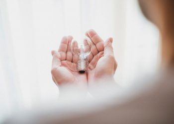 Энергетики рассказали, на каких улицах в Сочи не будет света 9 марта 2023 года