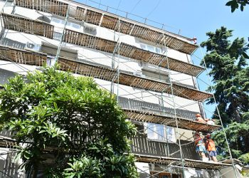 В Сочи проведут капремонт 100 многоэтажек