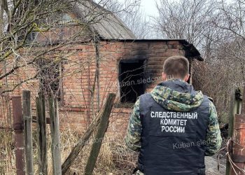 На Кубани горел дом: погиб 40-летний мужчина
