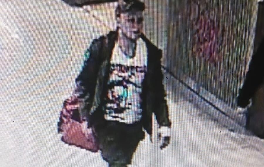 «Я не могу забыть этот взгляд»: россиянка разыскивает участника СВО, встреченного в аэропорту Адлера