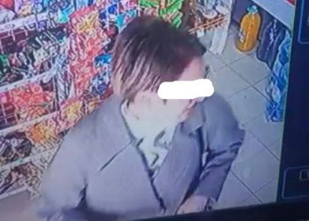 На Кубани женщина собирает информацию о детях, представляясь сотрудником администрации