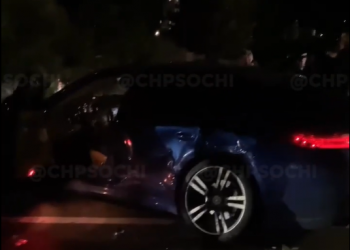 В Сочи произошло жесткое ДТП у остановки «Водоканал»