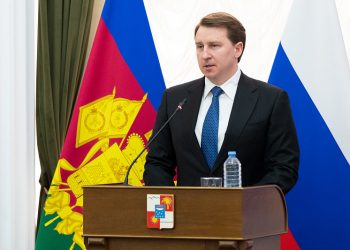 Копайгородский отчитался о своей работе перед депутатами