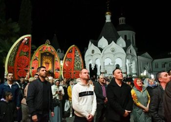 В Сочи более 25 тысяч человек посетили пасхальные богослужения