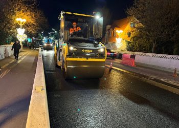 В Сочи начали готовить дороги к летнему сезону