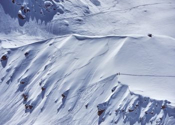 Лавины могут сойти в горах Краснодарского края