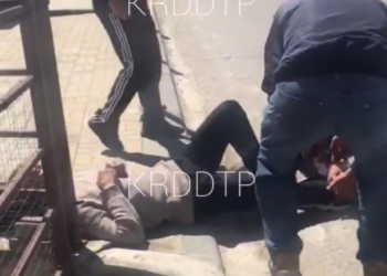 В Сочи мужчина получил травмы, выпав из переполненного автобуса